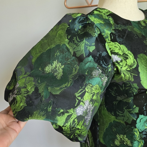 Tuckernuck, New Pomander Place Lyla Green Jacquard Floral Blouse Top SZ Small - Picture 9 of 15